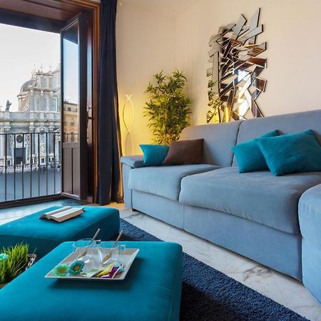 Le Suites Del Duomo House Catania Bagian luar foto